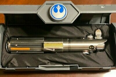 Star Wars Galaxy's Edge Rey Luke Anakin 